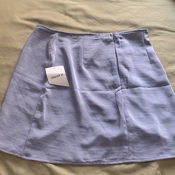 Forever 21 blue satin skirt - Picture 2 of 2